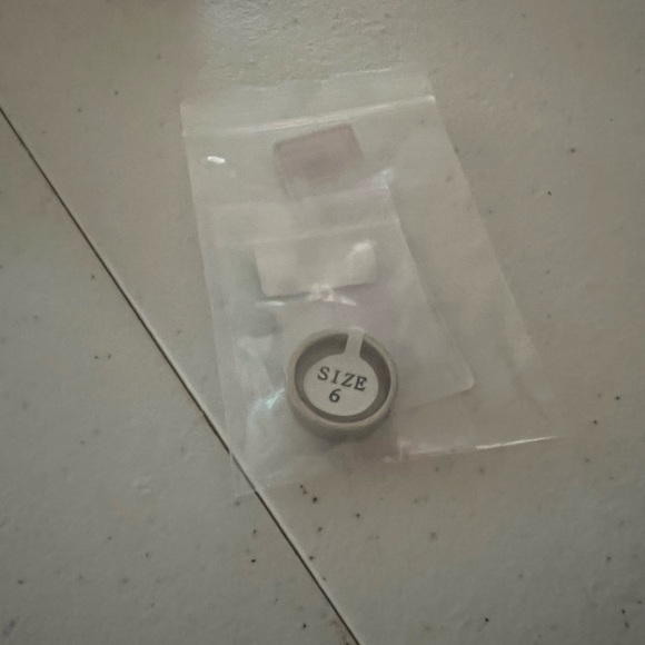 Mens stainless Cross detail Ring - Picture 6 of 8